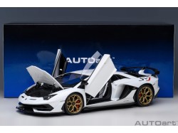 Lamborghini Aventador SVJ 2019 1:18 bílá - AUTOart