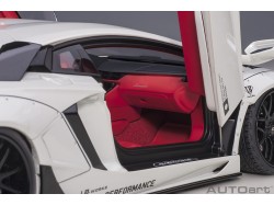 Liberty Walk LB-Works Lamborghini Aventador Limited 1:18 bílá - AUTOart