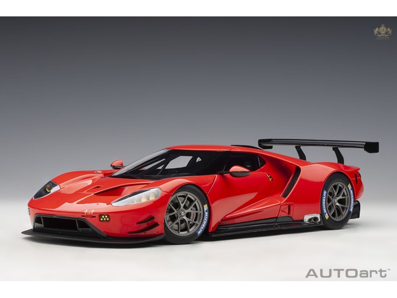 Ford GT LM Plain Body Version 2018 1:18 červená - AUTOart