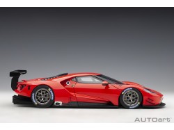 Ford GT LM Plain Body Version 2018 1:18 červená - AUTOart