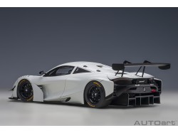 McLaren 720S GT3 2019 1:18 (White) - AUTOart