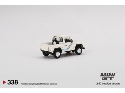 LAND ROVER DEFENDER 90 PICK-UP - WHITE/BLUE STRIPES - 1:64 - Mini GT