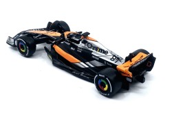 McLAREN - F1 MCL60 TEAM McLAREN N 81 4th BRITISH GP 2023    -1:43 - Bburago