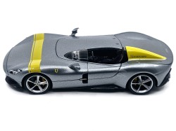 Ferrari Monza SP1 - 2018 1:24  - silver - Bburago