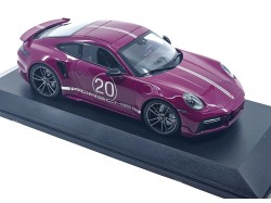 Porsche 911 (992) Turbo S sport designe 1/18 Minichamps