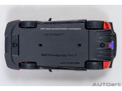 Koenigsegg One:1 1:64 apple red/carbon fiber/silver stripes - AUTOart