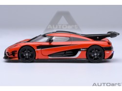 Koenigsegg One:1 1:64 lava orange/carbon fiber/silver stripes - AUTOart