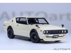 Nissan Skyline 2000 GT-R 1973 (KPGC110) tuned version 1:18 bílá - AUTOart