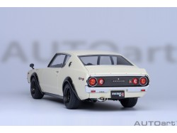 Nissan Skyline 2000 GT-R 1973 (KPGC110) tuned version 1:18 bílá - AUTOart