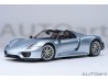 Porsche 918 Spyder 2013 blue WEISSACH PACKAGE 1:18 (liquid metal chrome blue) - AUTOart