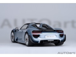 Porsche 918 Spyder 2013 blue WEISSACH PACKAGE 1:18 (liquid metal chrome blue) - AUTOart