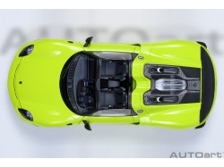 Porsche 918 Spyder 2013 green WEISSACH PACKAGE 1:18 (acid green) - AUTOart