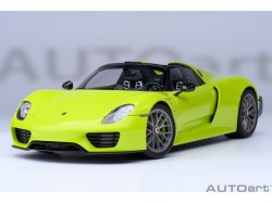 Porsche 918 Spyder 2013 green WEISSACH PACKAGE 1:18 (acid green) - AUTOart