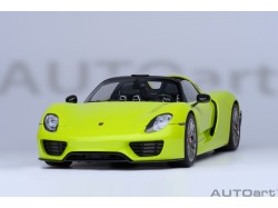 Porsche 918 Spyder 2013 green WEISSACH PACKAGE 1:18 (acid green) - AUTOart