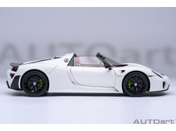 Porsche 918 Spyder 2013 1:18 white WEISSACH PACKAGE bílá - AUTOart