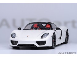 Porsche 918 Spyder 2013 1:18 white WEISSACH PACKAGE bílá - AUTOart