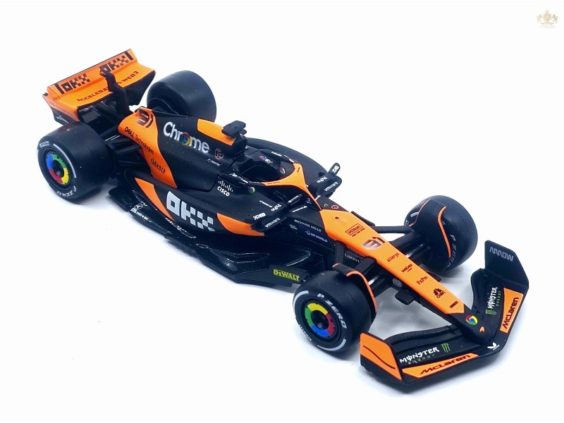 McLAREN F1 MCL38 TEAM MCLAREN N.81 SEASON 2024 1:43 - OSCAR PIASTRI - Bburago