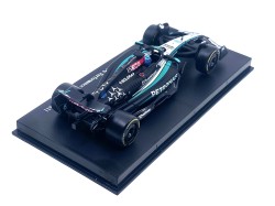 MERCEDES GP F1 W15 EQ PERFORMANCE AMG PETRONAS MOTORSPORT N.63  2024 1:43 – G. RUSSELL - PILOT AND SHOWCASE - Bburago