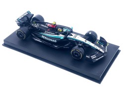 MERCEDES GP F1 W15 EQ PERFORMANCE AMG PETRONAS MOTORSPORT N.44 2024 1:43 - L. HAMILTON - PILOT AND SHOWCASE - Bburago