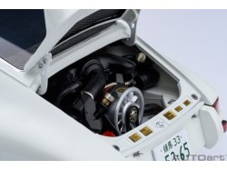 Porsche 911 Carrera 2.7 RS “THE CIRCUIT WOLF” 1:18 (White) - AUTOart