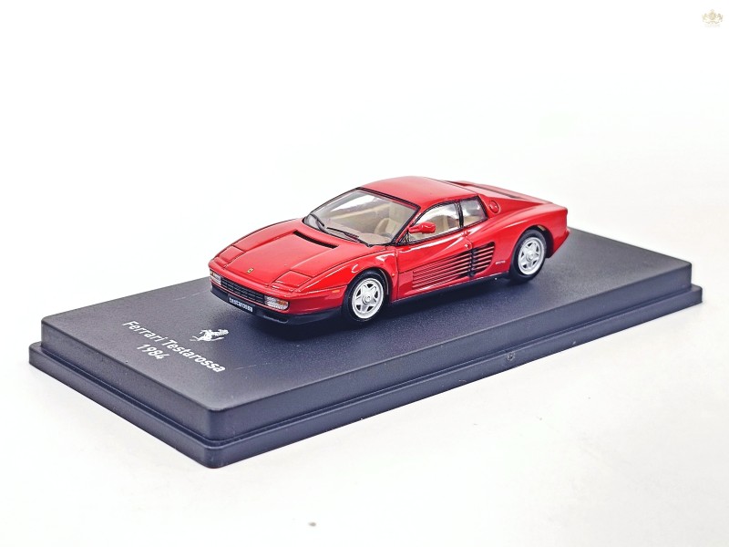 Ferrari Testarossa 1984 -1:64 - DEA