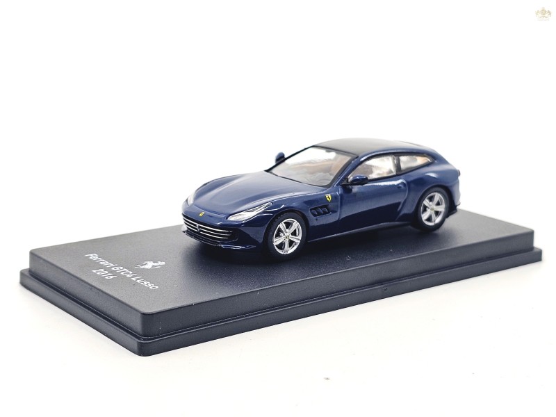Ferrari GTC4 Lusso 2016 -1:64 - DEA