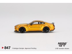 FORD MUSTANG LB-WORKS LB GOLD 2017 -1:64 - Mini GT