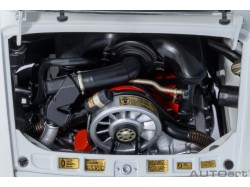 Porsche 911 Carrera 2.7 RS Grand Prix 1:18 bílá - AUTOart
