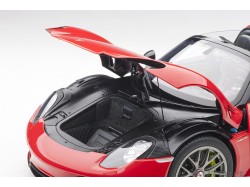 Porsche 918 Spyder Weissach Package 1:12 (Guards Red) - AUTOart