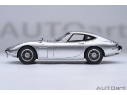 Toyota 2000GT 1967 1:18 (silver) – AUTOart