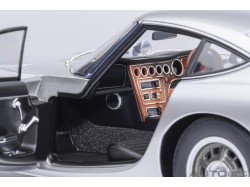 Toyota 2000GT 1967 1:18 (silver) – AUTOart