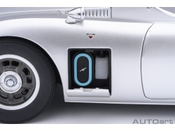Toyota 2000GT 1967 1:18 stříbrná – AUTOart