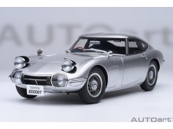 Toyota 2000GT 1967 1:18 (silver) – AUTOart
