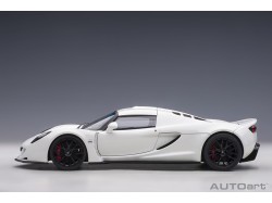 Hennessey Venom GT Spyder “World Fastest Edition” 1:18 bílá - AUTOart