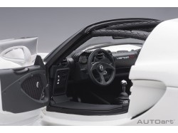 Hennessey Venom GT Spyder “World Fastest Edition” 1:18 bílá - AUTOart
