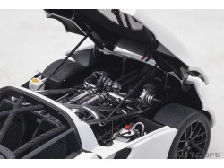 Hennessey Venom GT Spyder “World Fastest Edition” 1:18 bílá - AUTOart