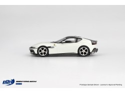 FERRARI 12 CILINDRI BIANCO  AVUS 2024  -1:64 - BBR