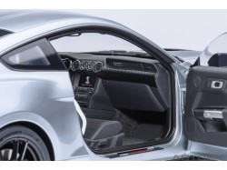 Ford Shelby Mustang GT500 1:18 (Iconic Silver) - AUTOart