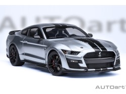 Ford Shelby Mustang GT500 1:18 stříbrmá - AUTOart
