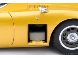 Toyota 2000GT 1967 1:18 (gold) - AUTOart