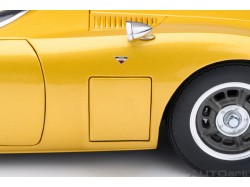 Toyota 2000GT 1967 1:18 (gold) - AUTOart