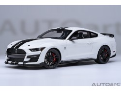 Ford Shelby Mustang GT500 1:18 bílá - AUTOart