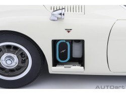 Toyota 2000GT 1967 1:18 bílá - AUTOart
