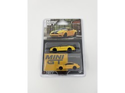 FORD MUSTANG LB-WORKS TRIPLE YELLOW 2015 -1:64 - Mini GT - blister