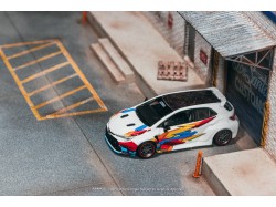TOYOTA COROLLA GR WIDEBODY WHITE 2025 + sběratelské karty  - 1:64 - TARMAC works
