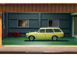 Datsun 510 Bluebird Wagon, yellow  1973 - 1:64 - TARMAC works - blistr
