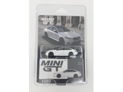 BMW M5 (G90) ALPINE WHITE 2025  -1:64 - Mini GT - blister