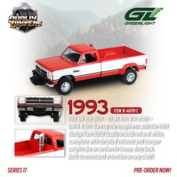 DODGE RAM D350 DUALLY - WITH EXHAUST + BUMPER WEIGHTS RED AND WHITE 1993 -1:64 - Greenlight