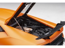 Lamborghini Huracán Performante 2017 1:12 oranžová - AUTOart