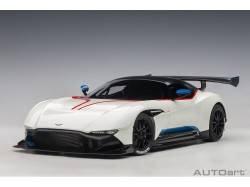 Aston Martin Vulcan 2015 1:18 bílá - Auto Art